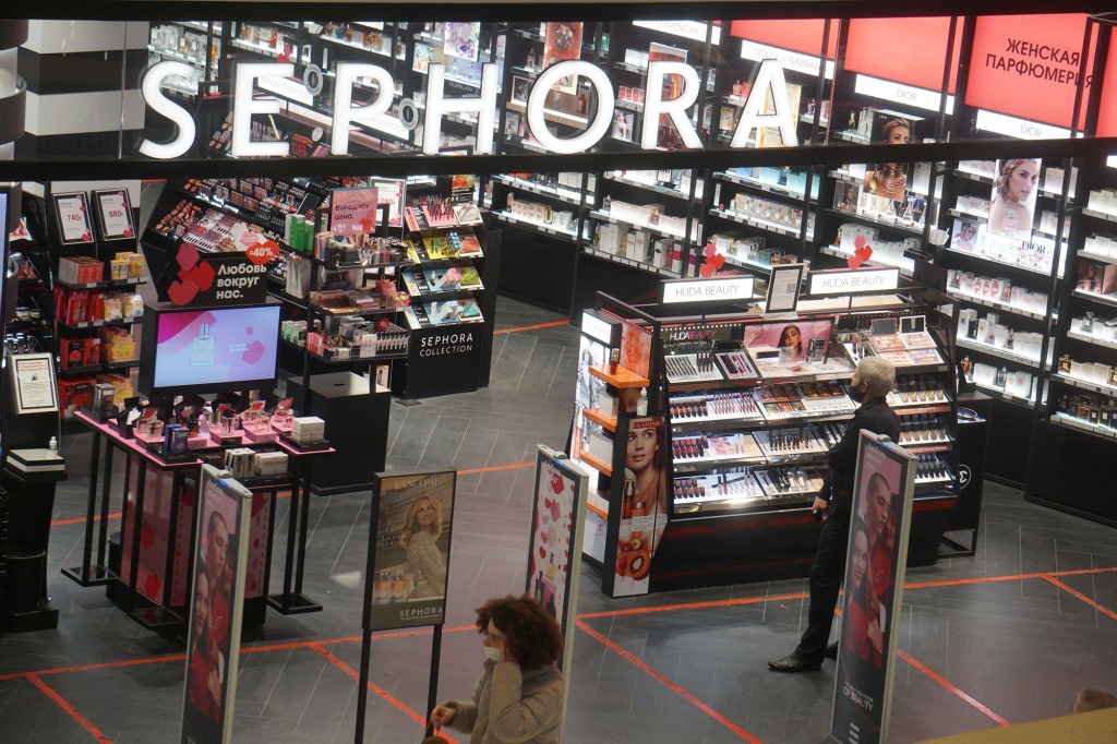 If the deal goes through, the new owners plan to cut costs, including rolling out a scheme to franchise Sephora cosmetics within Kohl's stores, the Post has learned.