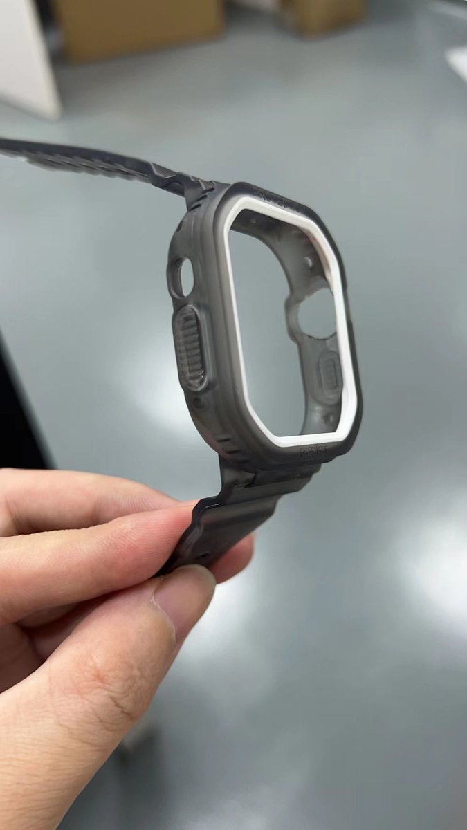 Claimed case/band for Apple Watch 8 Pro