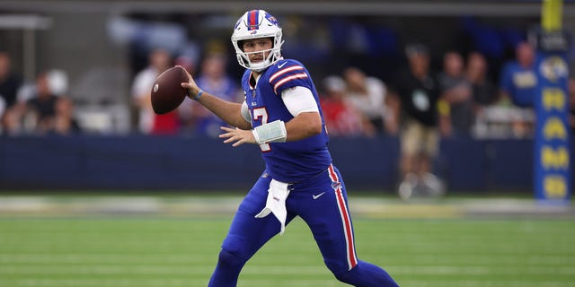 It looks like quarterback Josh Allen #17 of the Buffalo Bills will pass during the first quarter of an NFL game against the Los Angeles Rams at SoFi Stadium on September 08, 2022 in Englewood, California. 