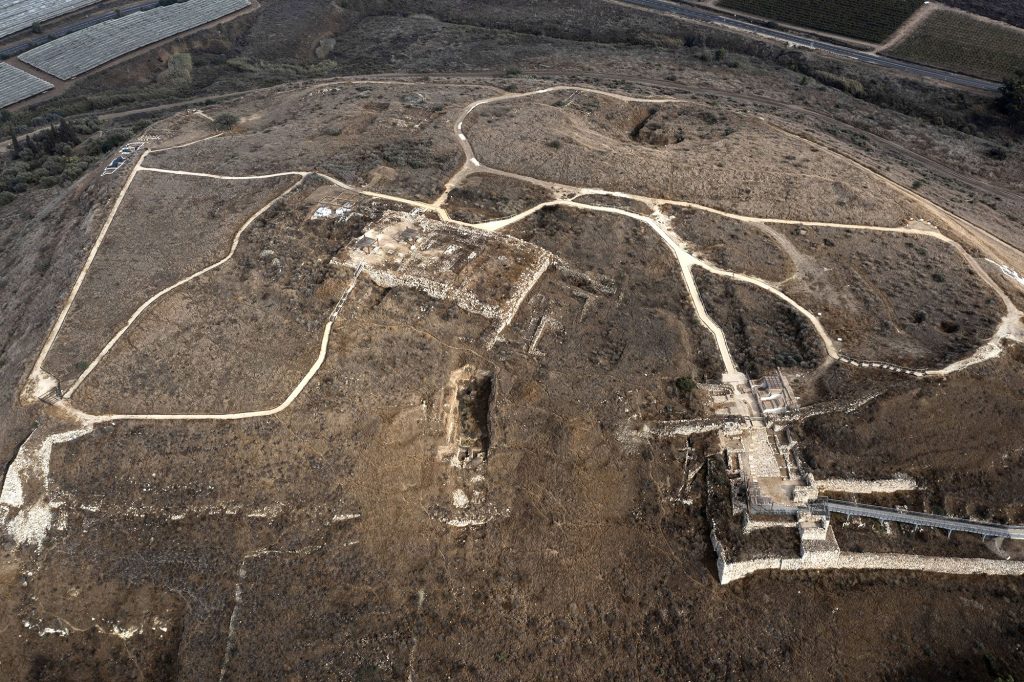 Shows the archaeological site of Tell Lachish